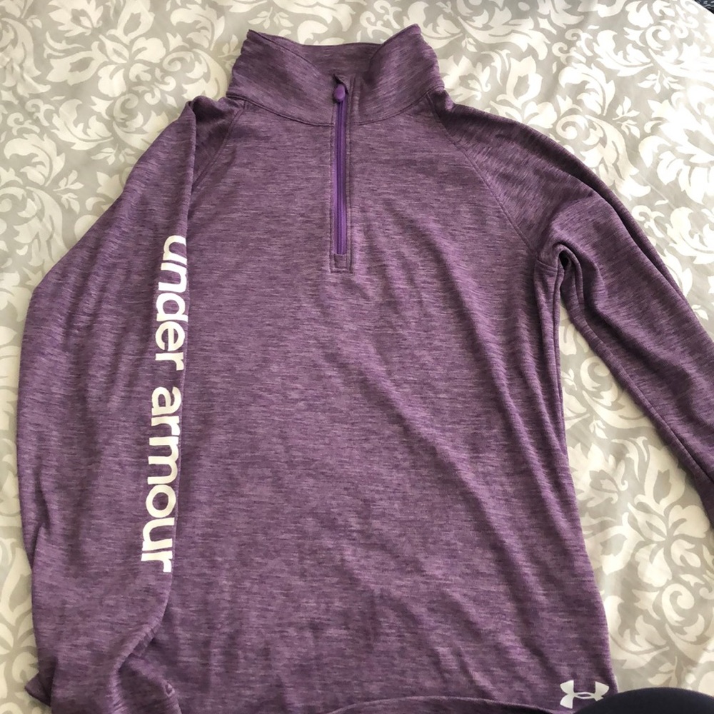 Loose fit children’s LG under armour zip pullover